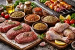خلطات جاهزة للمشاوي مع لحم ودجاج طازج وتوابل متنوعة على طاولة تحضير